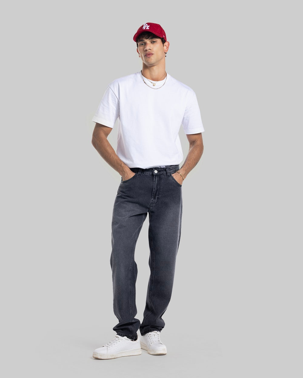 Relaxed Straight-Fit Jeans