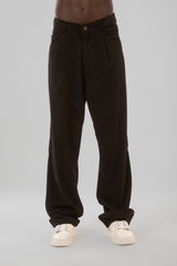 Relaxed Straight Silhouette Trouser
